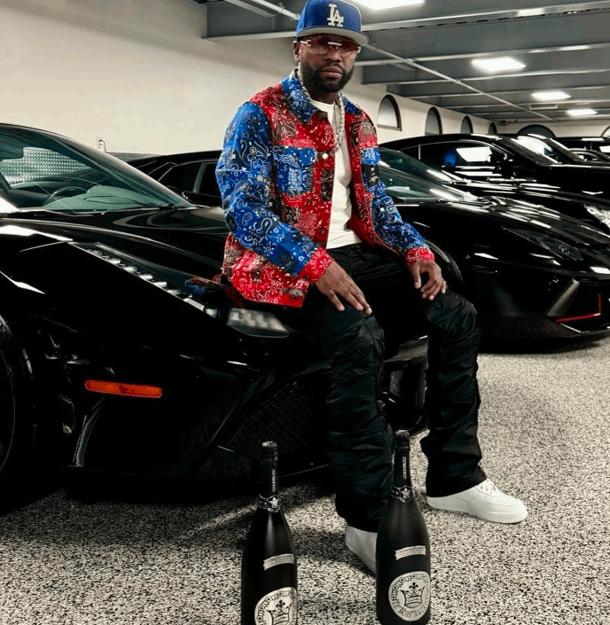 Floyd Mayweather Vermögen: Größe, Kinder, Alter, Partner, Eltern Floyd Mayweather Vermögen: Größe, Kinder, Alter, Partner, Eltern