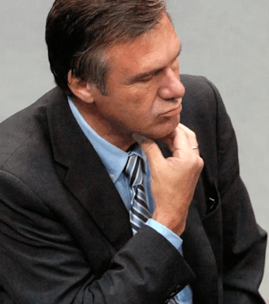 Wolfgang Gerhardt Alter: Vermögen, Größe, Kinder, Eltern, Partner Wolfgang Gerhardt Alter: Vermögen, Größe, Kinder, Eltern, Partner