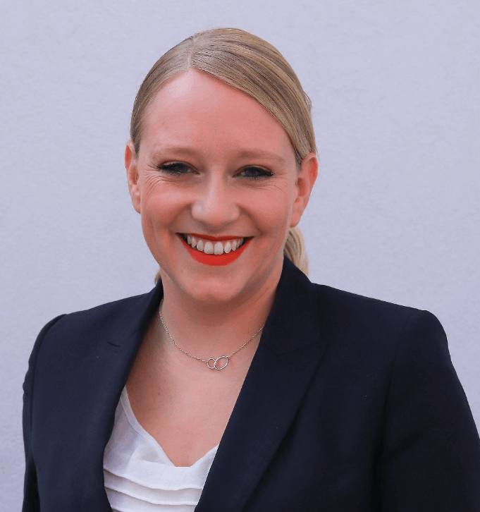 Nadine To Roxel Alter: Vermögen, Kinder, Eltern, Größe, Partner Nadine To Roxel Alter: Vermögen, Kinder, Eltern, Größe, Partner