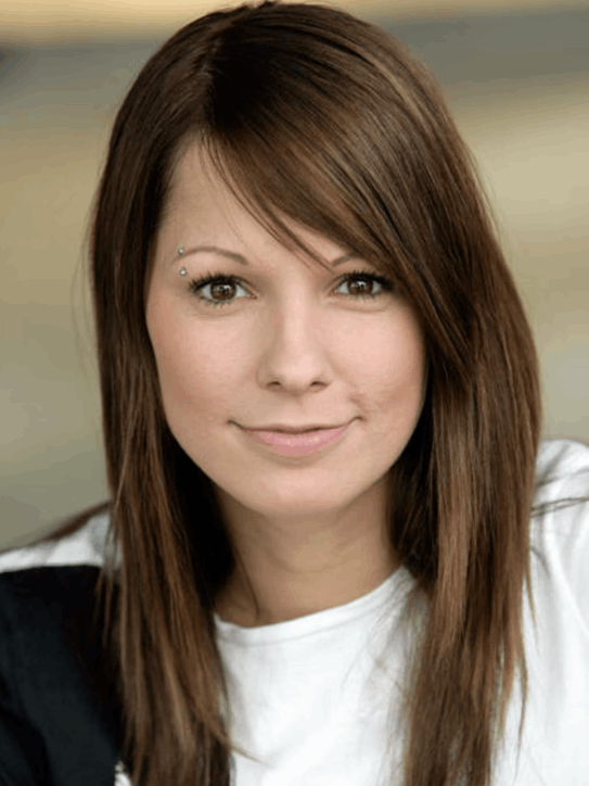 Christina Stürmer Vermögen: Größe, Alter, Kinder, Eltern, Partner Christina Stürmer Vermögen: Größe, Alter, Kinder, Eltern, Partner
