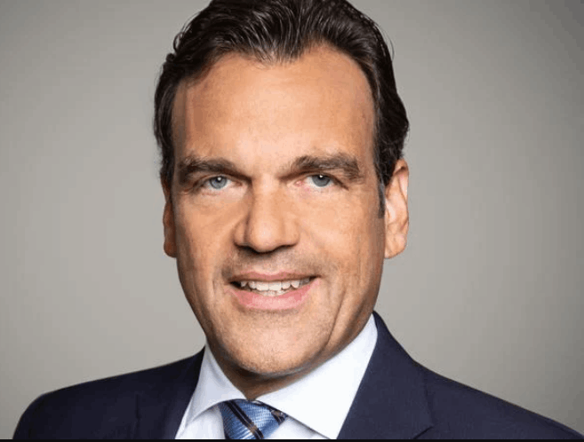 Christoph Gröner Vermögen: Eltern, Größe, Partner, Kinder, Alter Christoph Gröner Vermögen: Eltern, Größe, Partner, Kinder, Alter